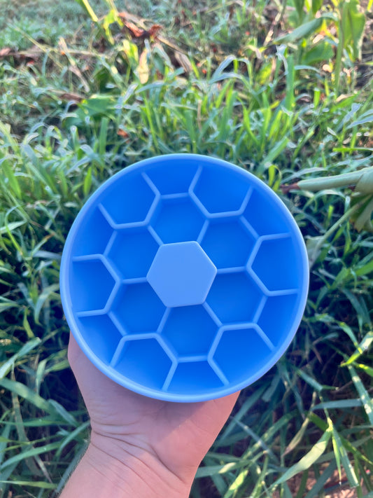 Small slow feeding trays